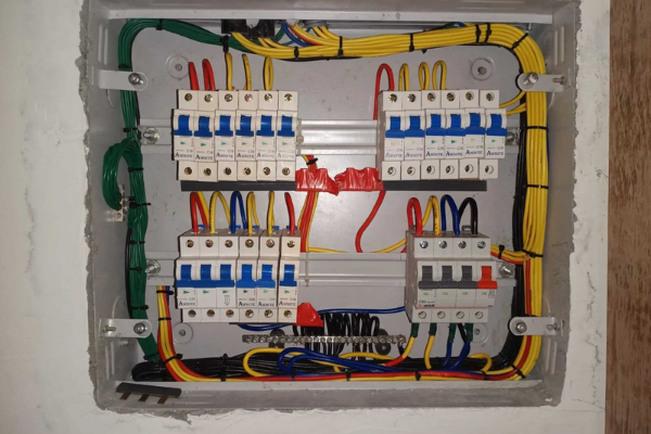 Commercial wiring by Red Circute